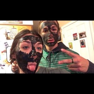 Meet your Posher, Carmen